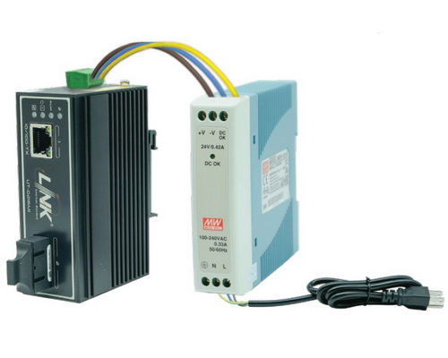 [UT-0216MI] Link 10/100 Mini-Industrial Fiber Optic Media Converter SC (MM) w/DC Adapter 2 km.